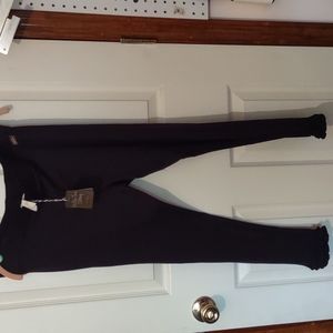 💜Matilda Jane black capri pants with ruffle at bottom NWT